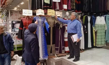 الاقتصاد: حررنا 26 مخالفة لأصحاب محال ملابس لم يعلنوا الاسعار